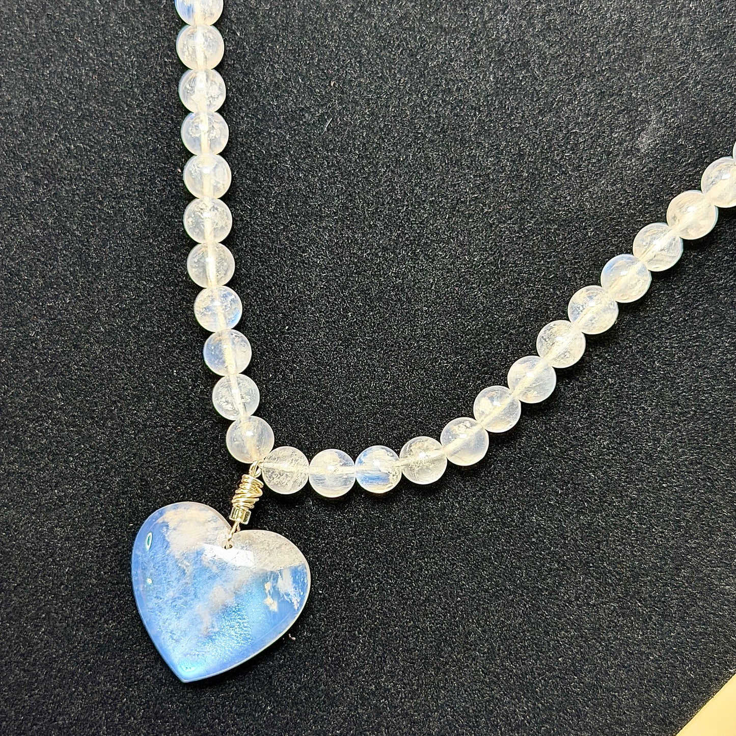 6Mm Blue Moonstone Neclacke with Heart